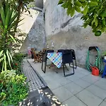 Tonic Flat Apartment