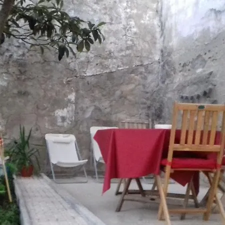 Tonic Flat アパート *